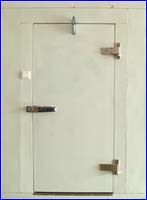 冷庫(kù)門(mén)、電動(dòng)冷庫(kù)門(mén)廠家 聚氨酯冷庫(kù)板_冷庫(kù)門(mén)-