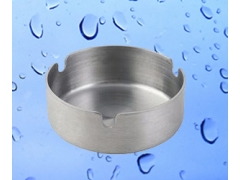 不銹鋼煙灰盒使用方便，經久耐用