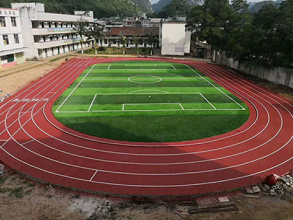 深圳塑膠跑道生產(chǎn)廠家，江西塑膠跑道工程施工