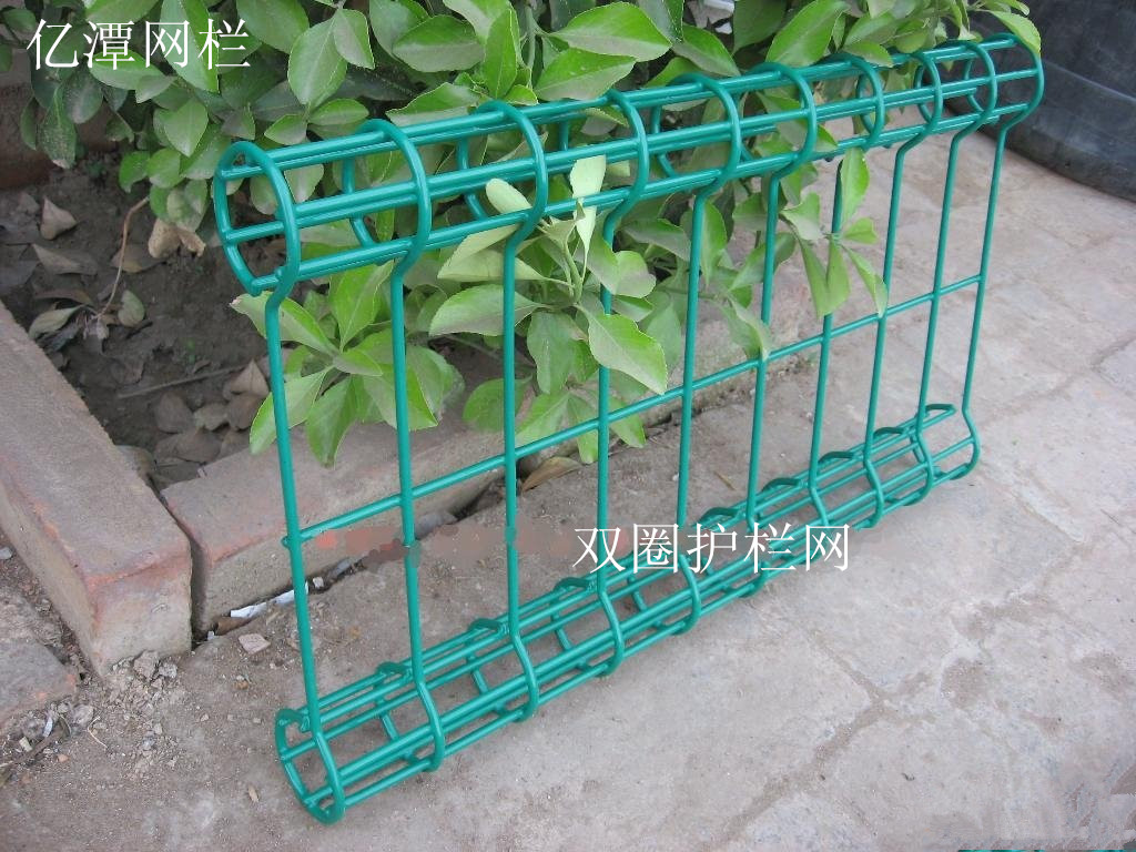 雙圈護(hù)欄網(wǎng)護(hù)欄網(wǎng)價格護(hù)欄網(wǎng)廠家