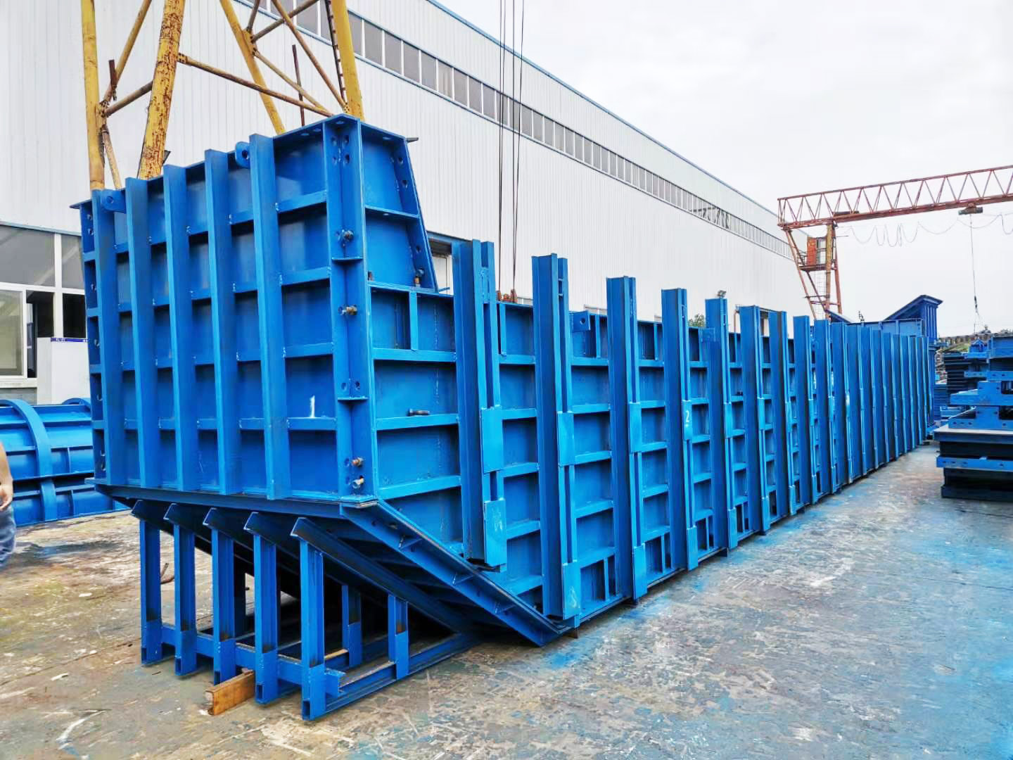 江西供應(yīng)定型鋼模板智能液壓臺(tái)車(chē) 廠家直營(yíng)