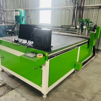 智能數(shù)控震動(dòng)刀切割機(jī)，CAD圖形切割機(jī)